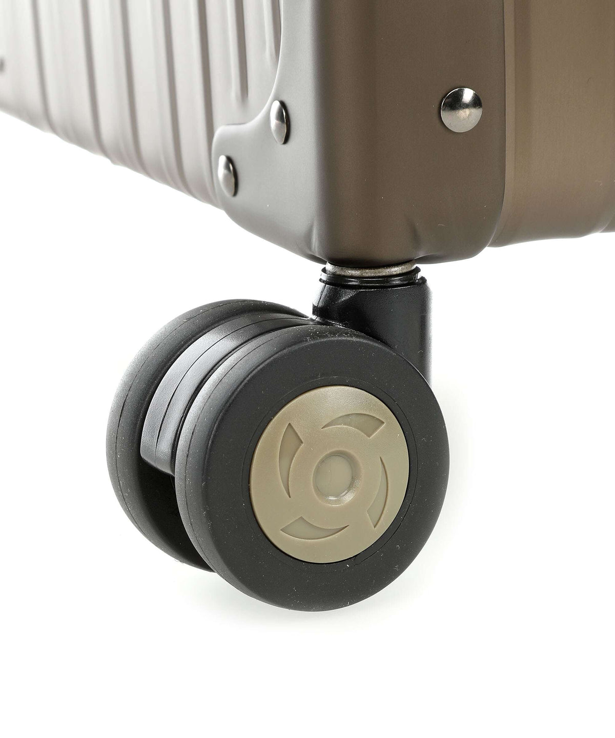 Aleon 17 Deluxe Spinner (4 wheels) champagne