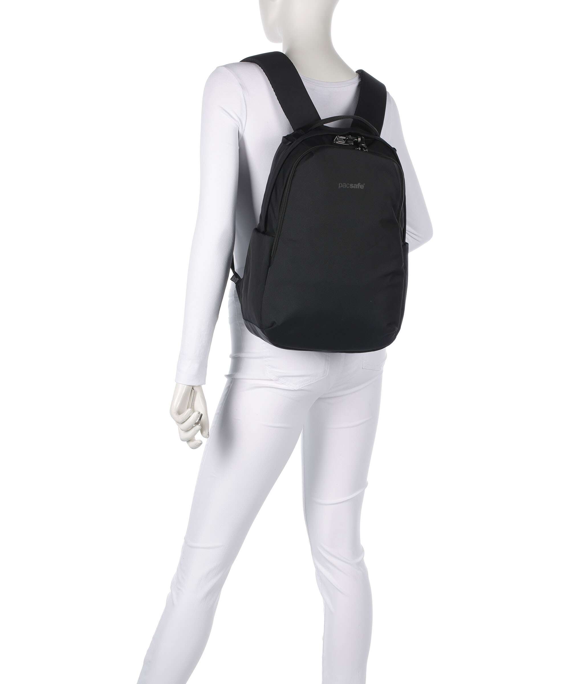 Pacsafe V 16 Backpack jet black