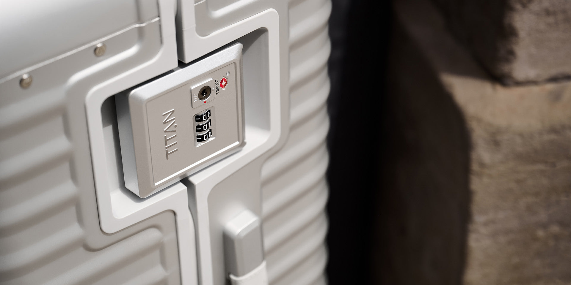 TSA Lock for Suitcases: Guide, Types & FAQ
