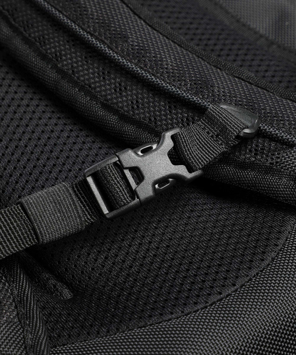 Thule Accent 23 Backpack black
