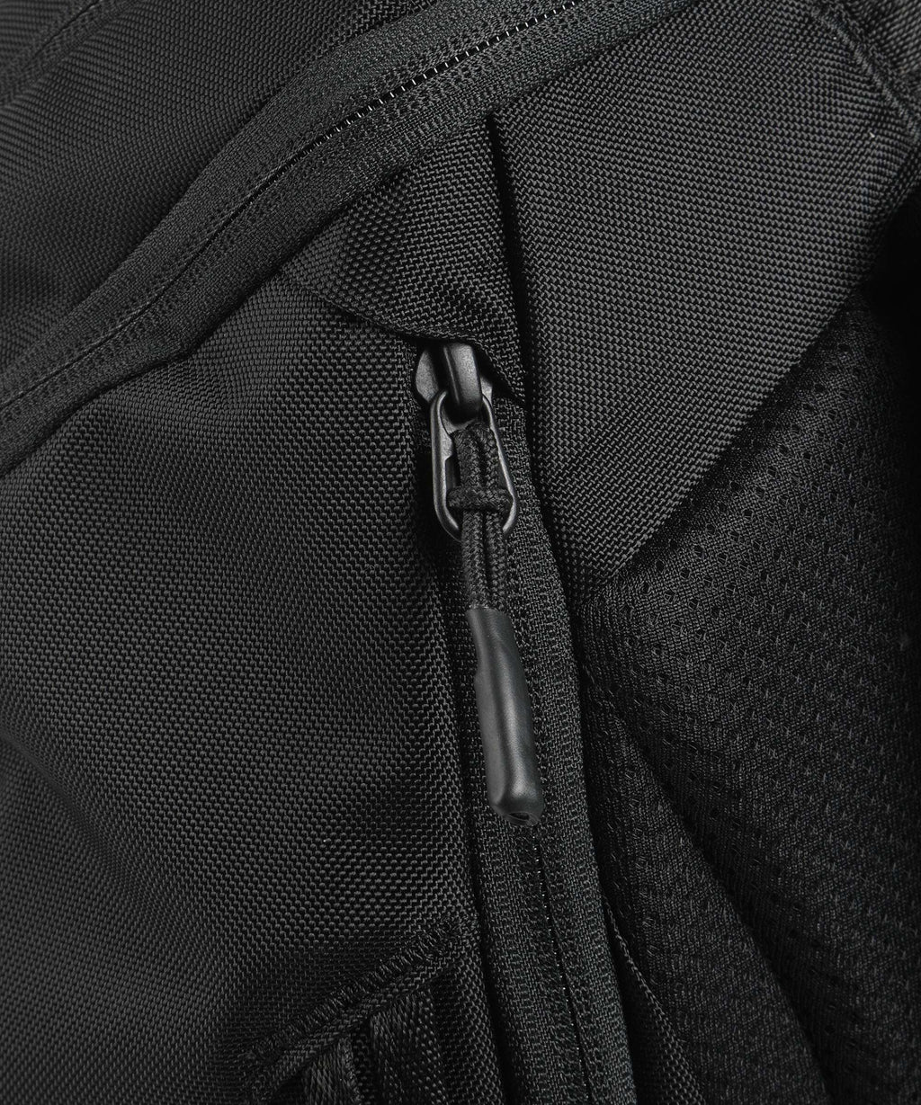 Thule Chasm 26 Backpack black