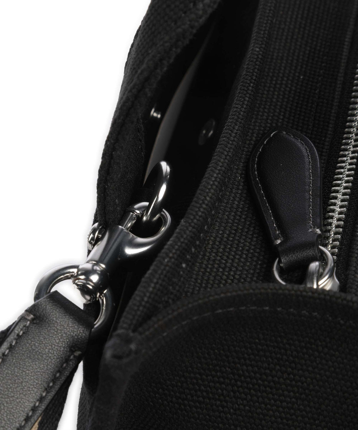 Coach Cargo 26 Handbag black