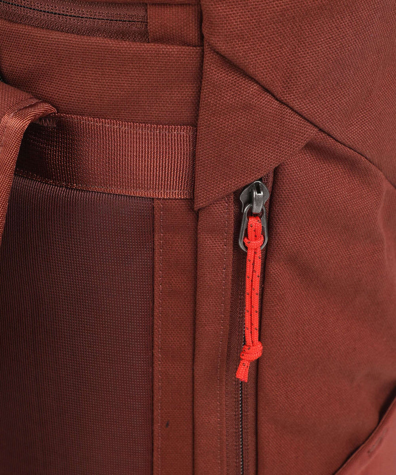 Patagonia Fieldsmith Hiking backpack dried vanilla