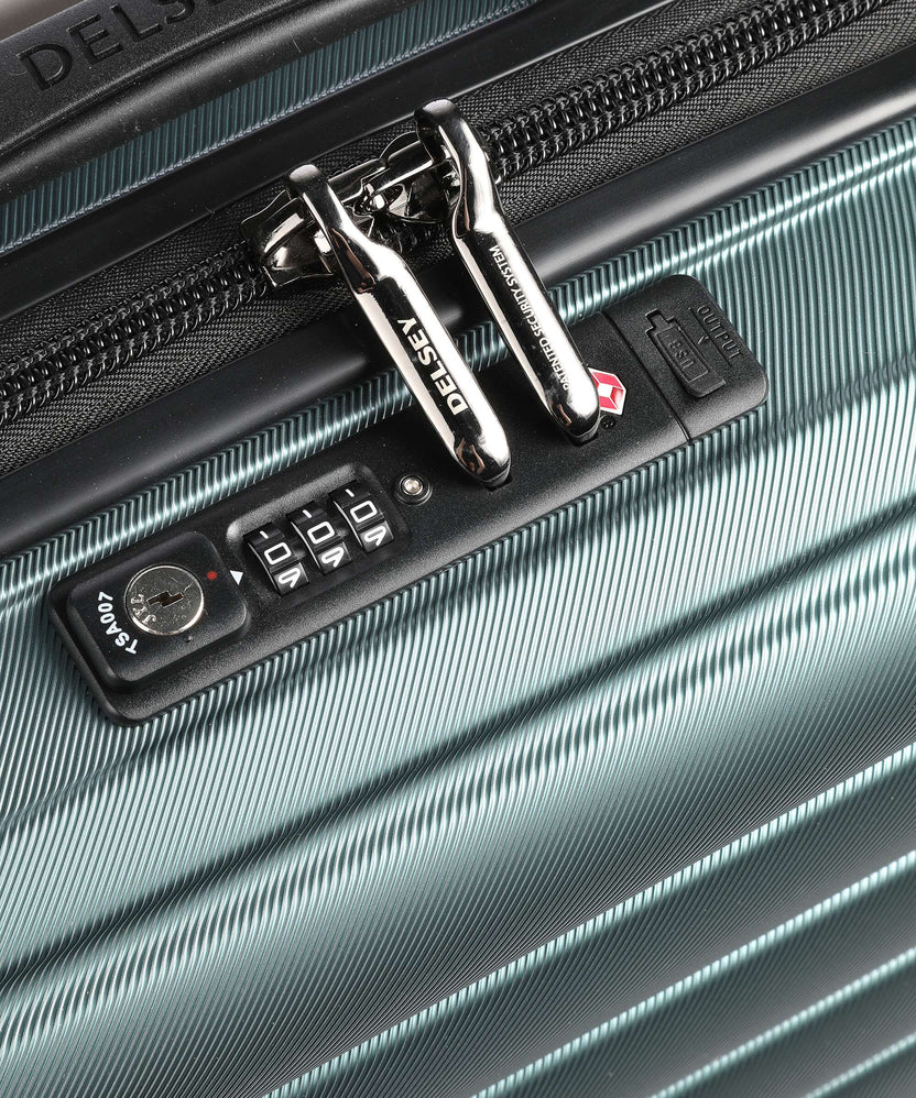 Delsey Paris Shadow 5.0 Spinner (4 wheels) grün