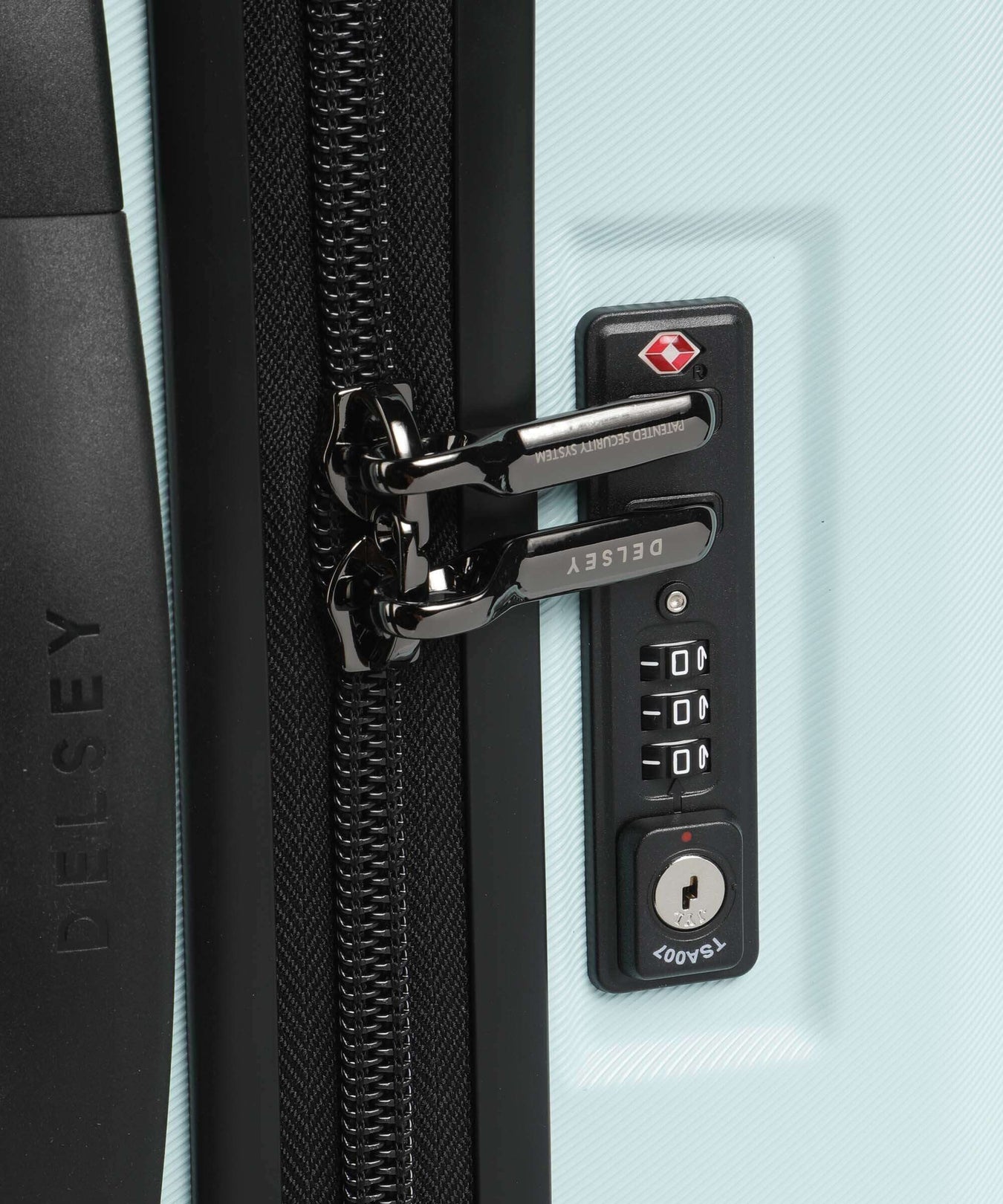 Delsey Paris Karat 2.0 Spinner (4 wheels) himmelblau