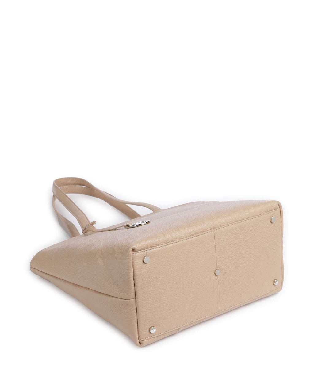 Braun Büffel Hanna Tote bag creme