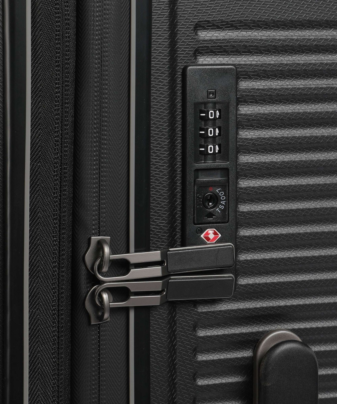 Travelite Roomer Spinner (4 wheels) schwarz