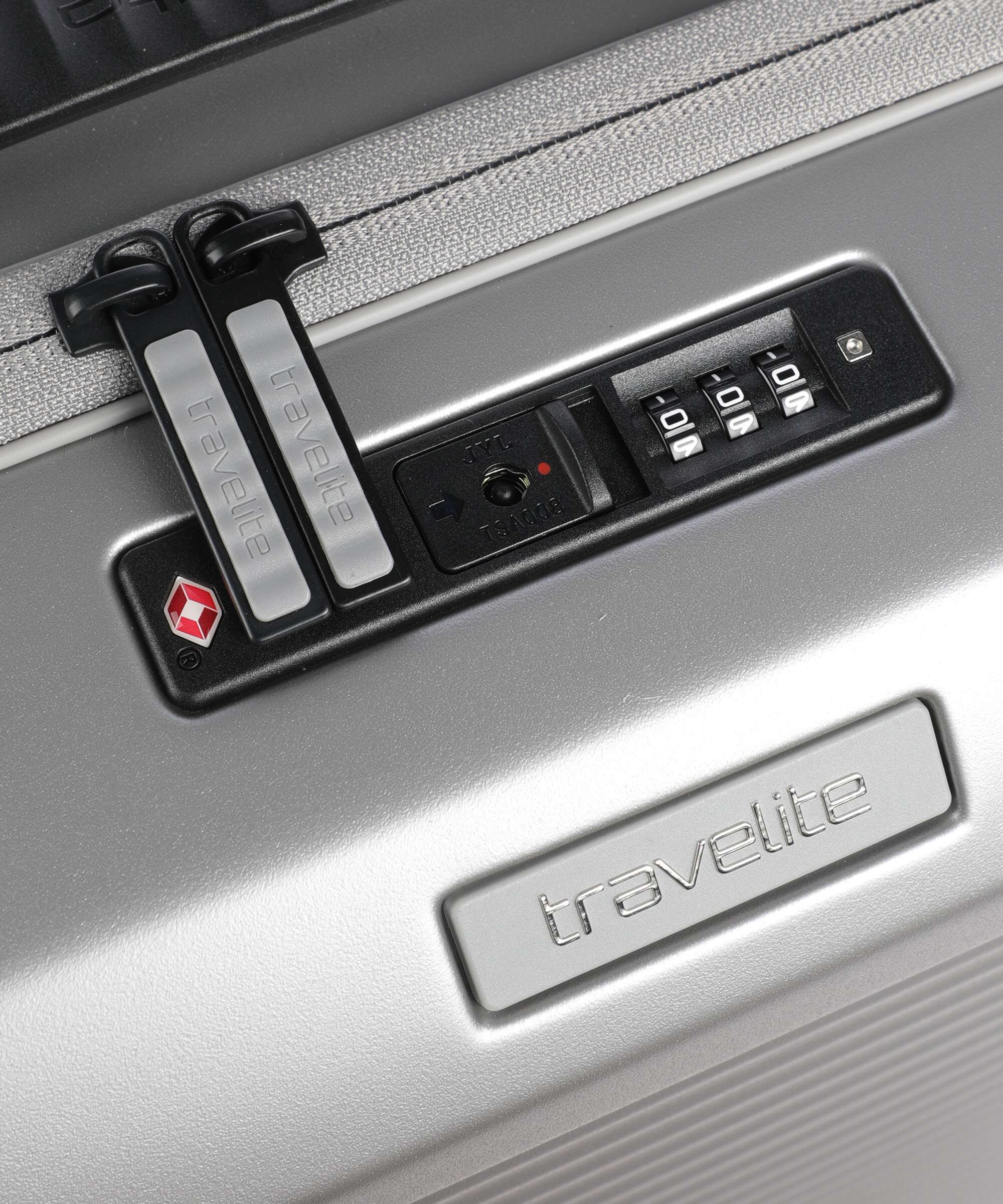 Travelite Millenium Spinner (4 wheels) silver