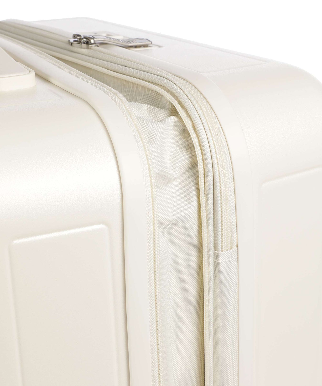 Travelite Panello Spinner (4 wheels) ivory