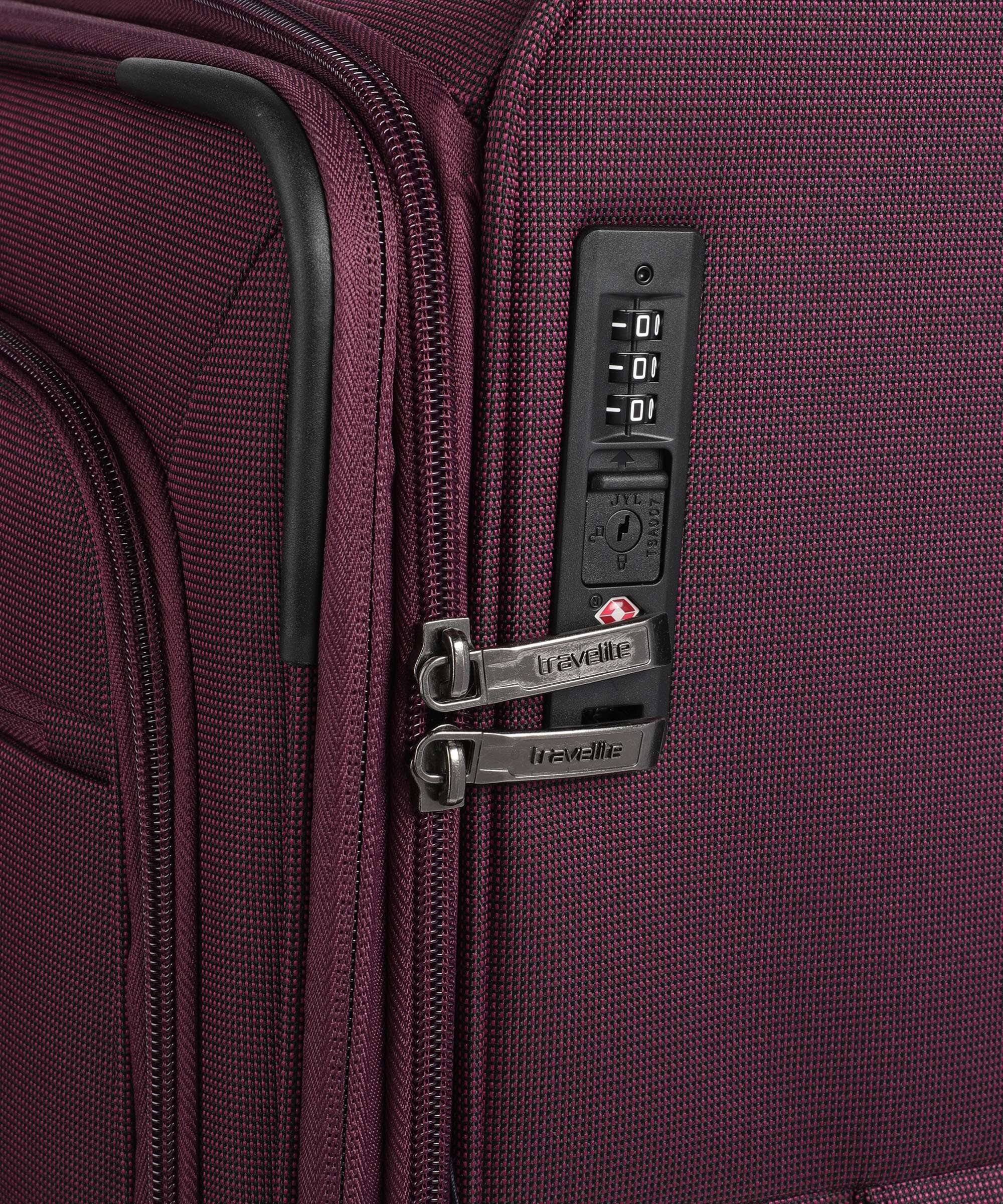 Travelite Cubis Spinner (4 wheels) berry