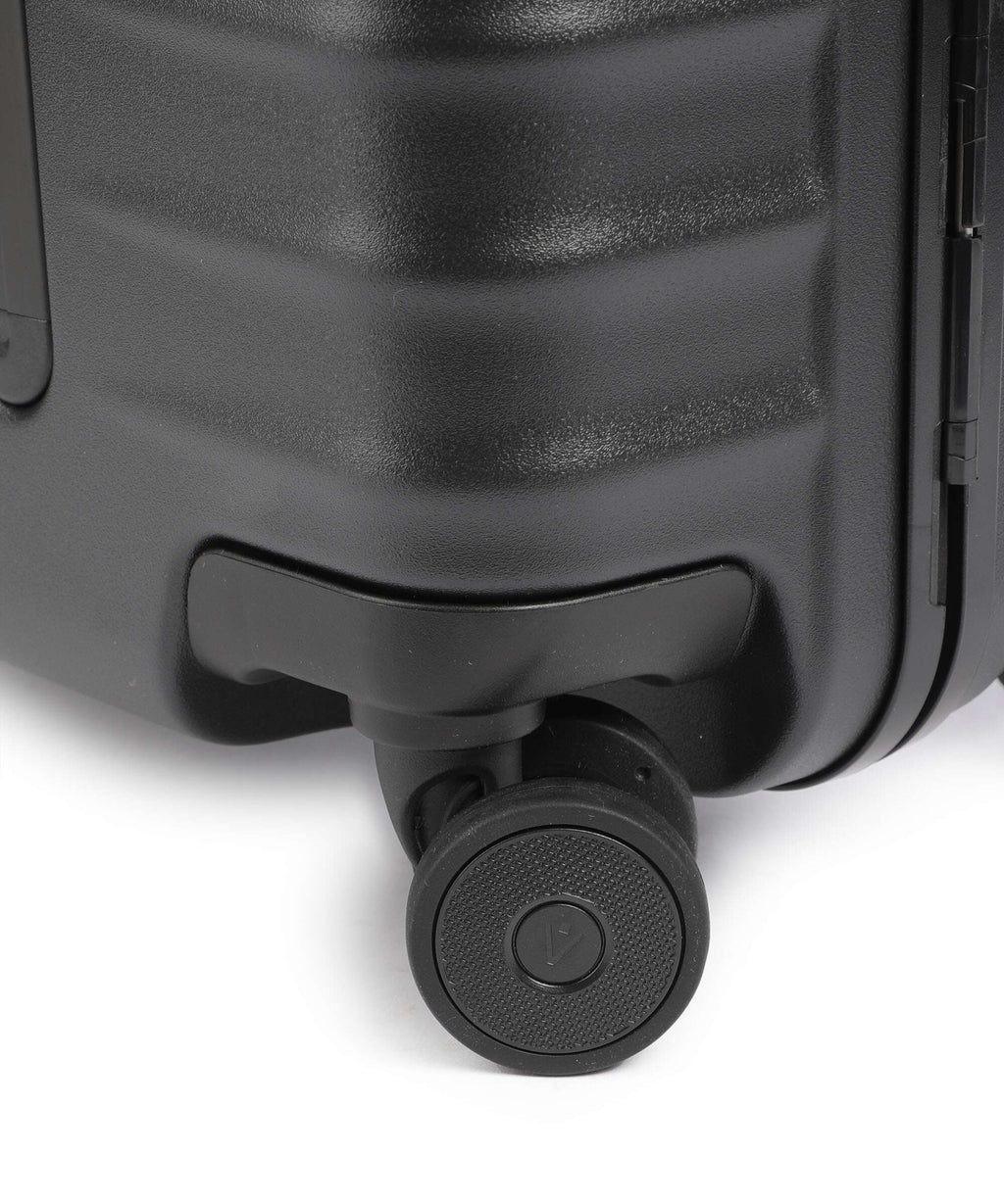 Titan Overseas Spinner (4 wheels) nightshade black