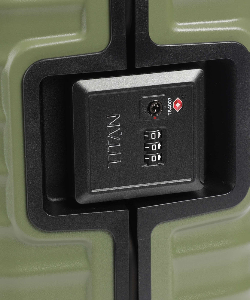 Titan Overseas Spinner (4 wheels) forest green