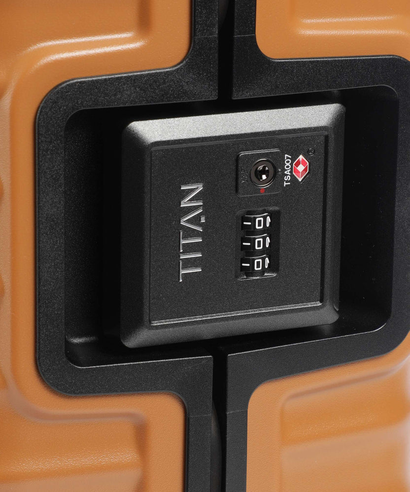 Titan Overseas Spinner (4 wheels) canyon bronze