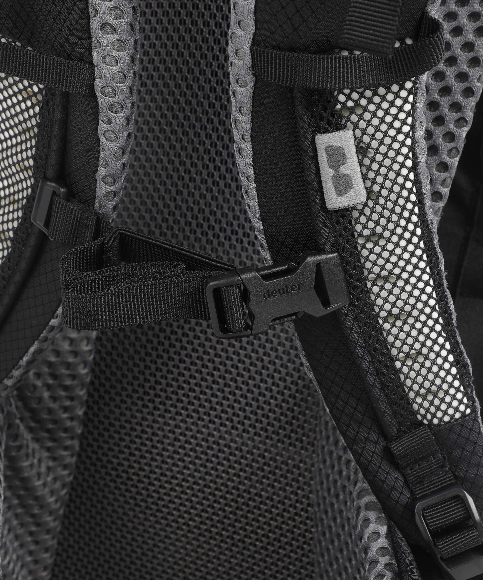 Deuter Futura 26 Hiking backpack black