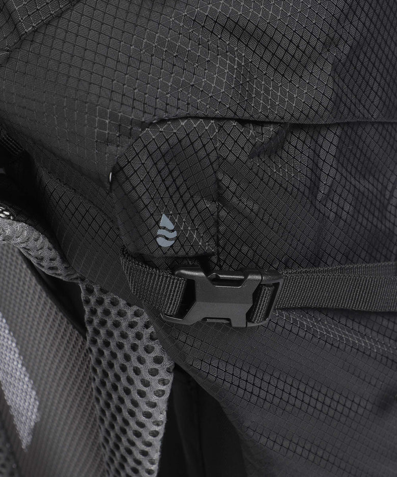 Deuter Futura 32 Hiking backpack black