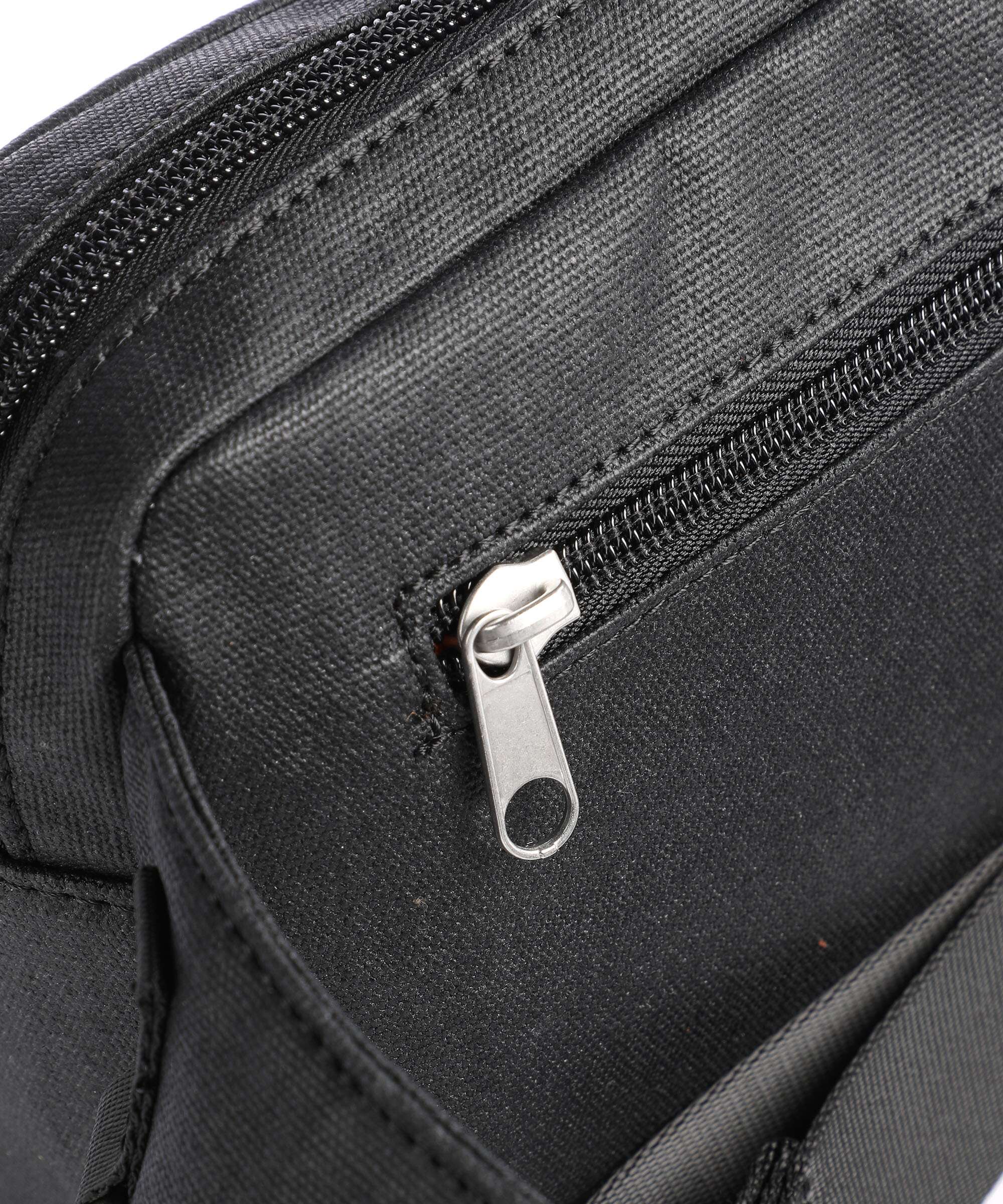 Strellson Tottenham 2.0 cory Belt bag black