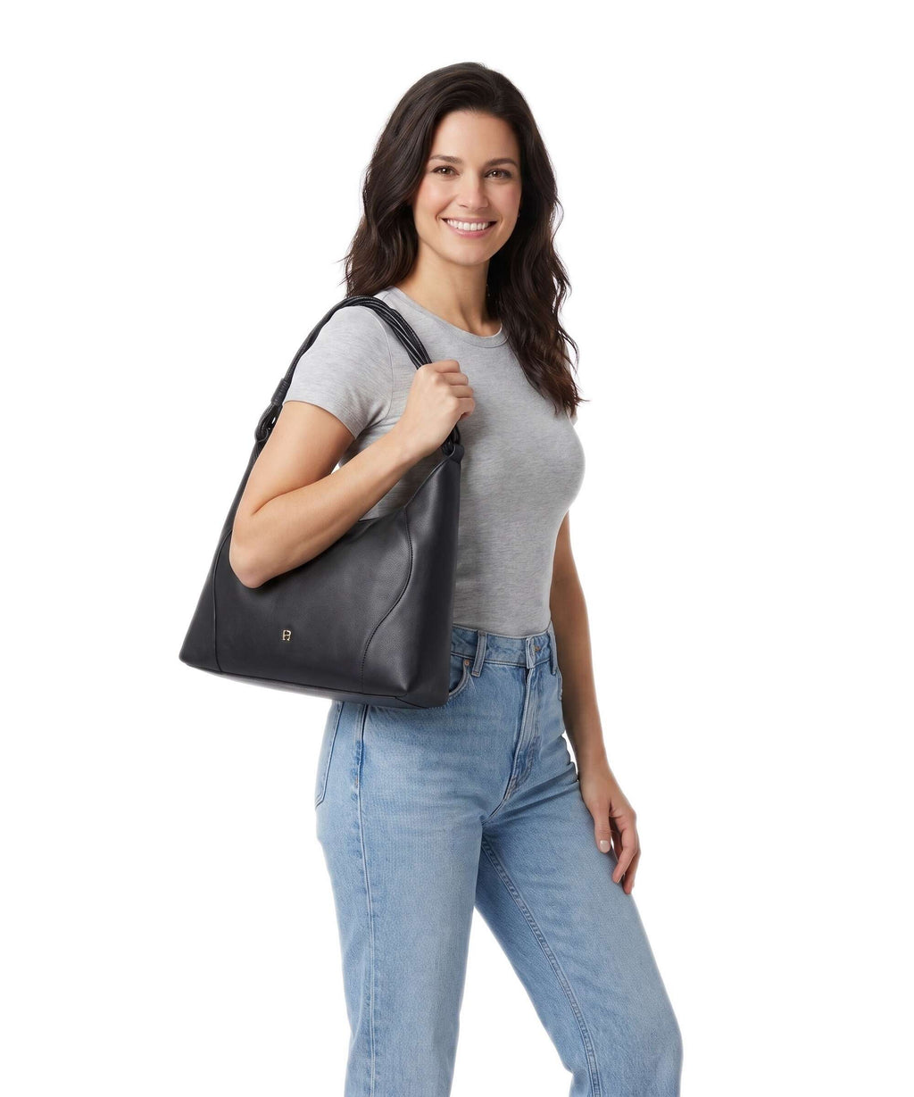 Aigner Giara M Hobo bag black