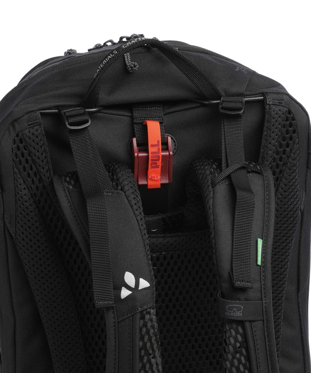 Vaude Wizard 22+4 Hiking backpack black