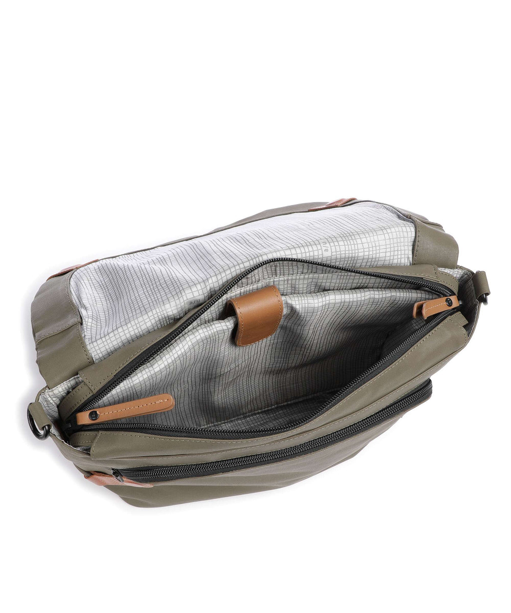 Aunts & Uncles Japan Matsumoto Briefcase fallen rock