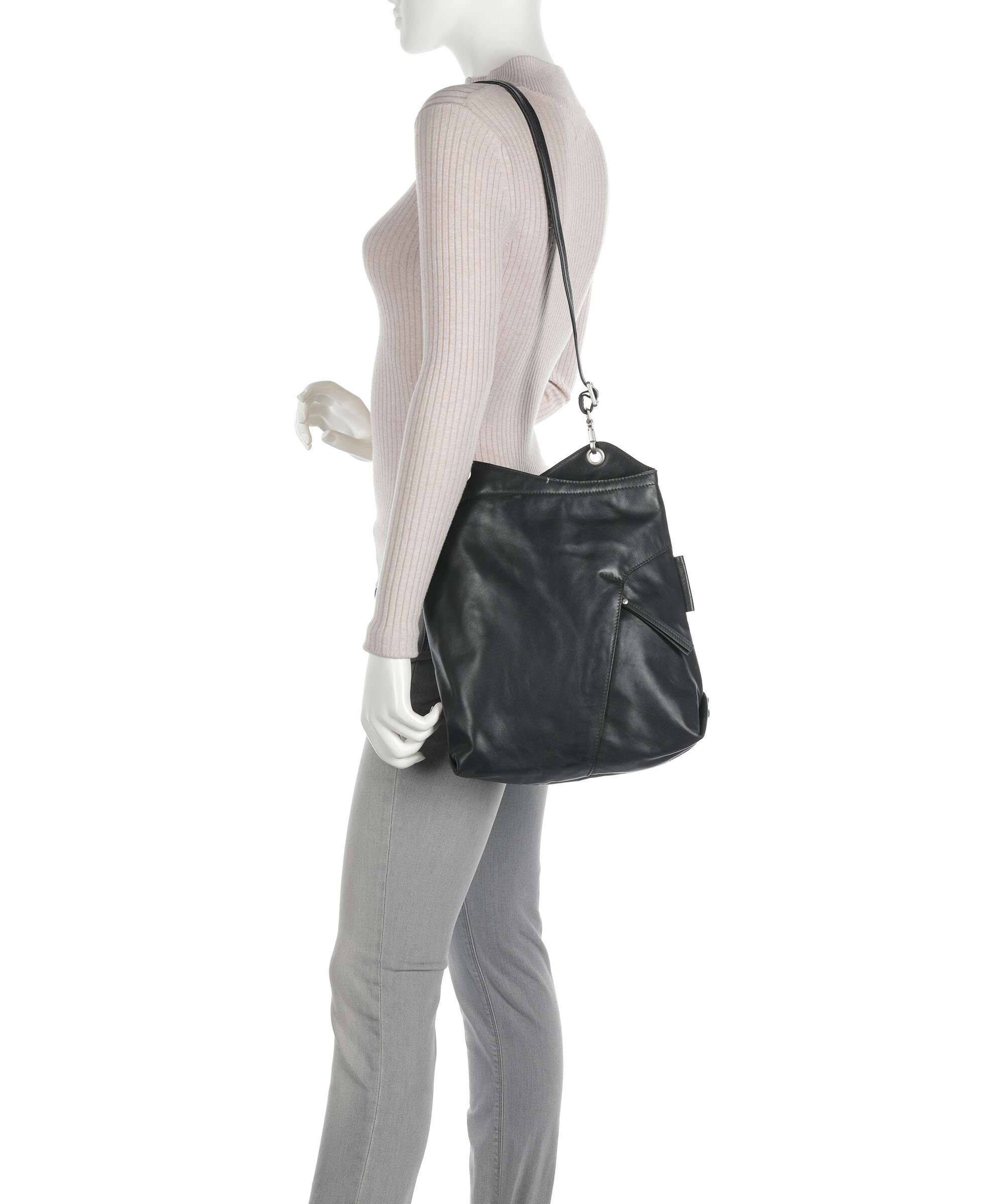 Aunts & Uncles Jamie's Orchard Bramble Backpack bag jet black