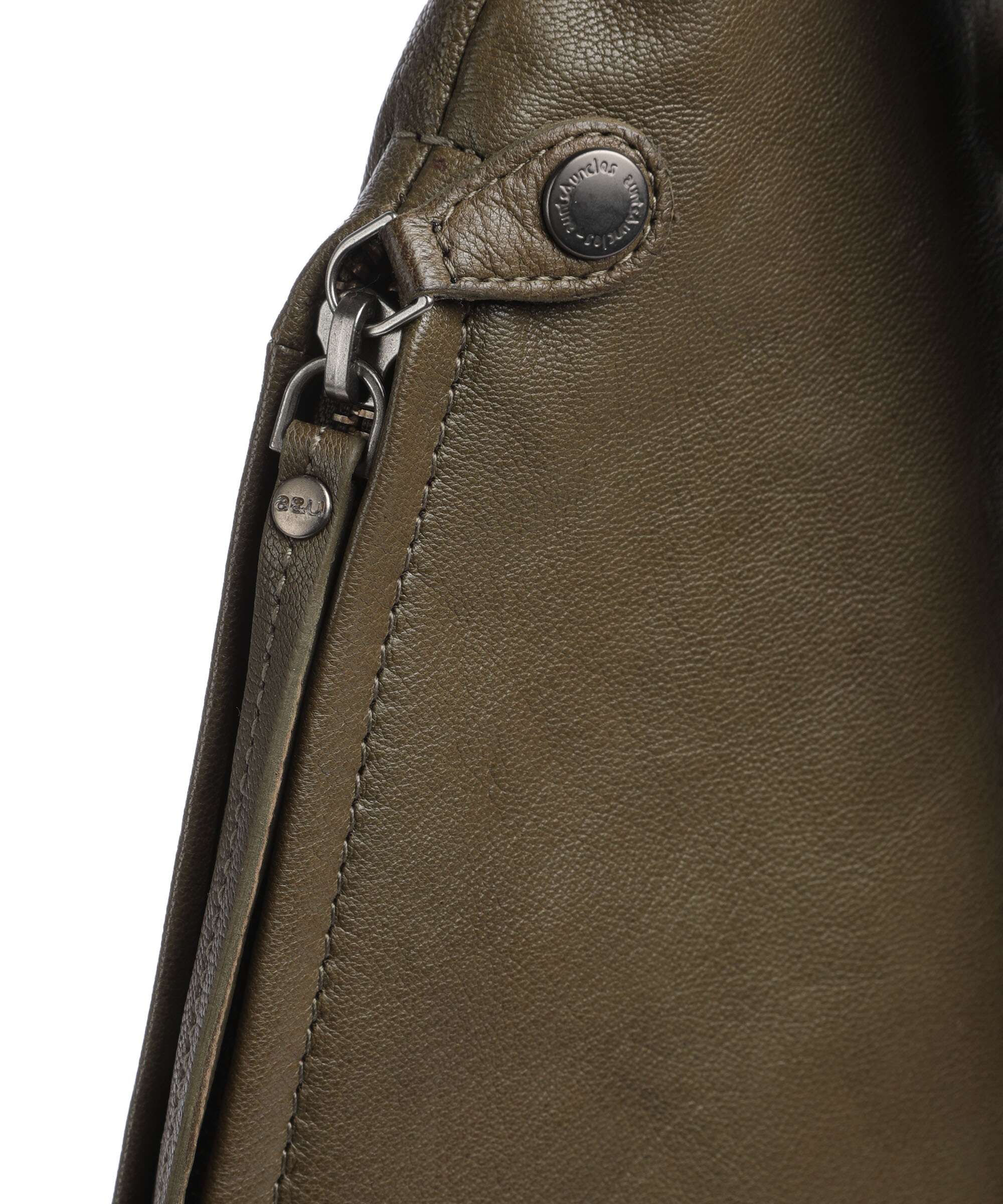 Aunts & Uncles Guerilla Gardeners Layla Sling bag mistletoe