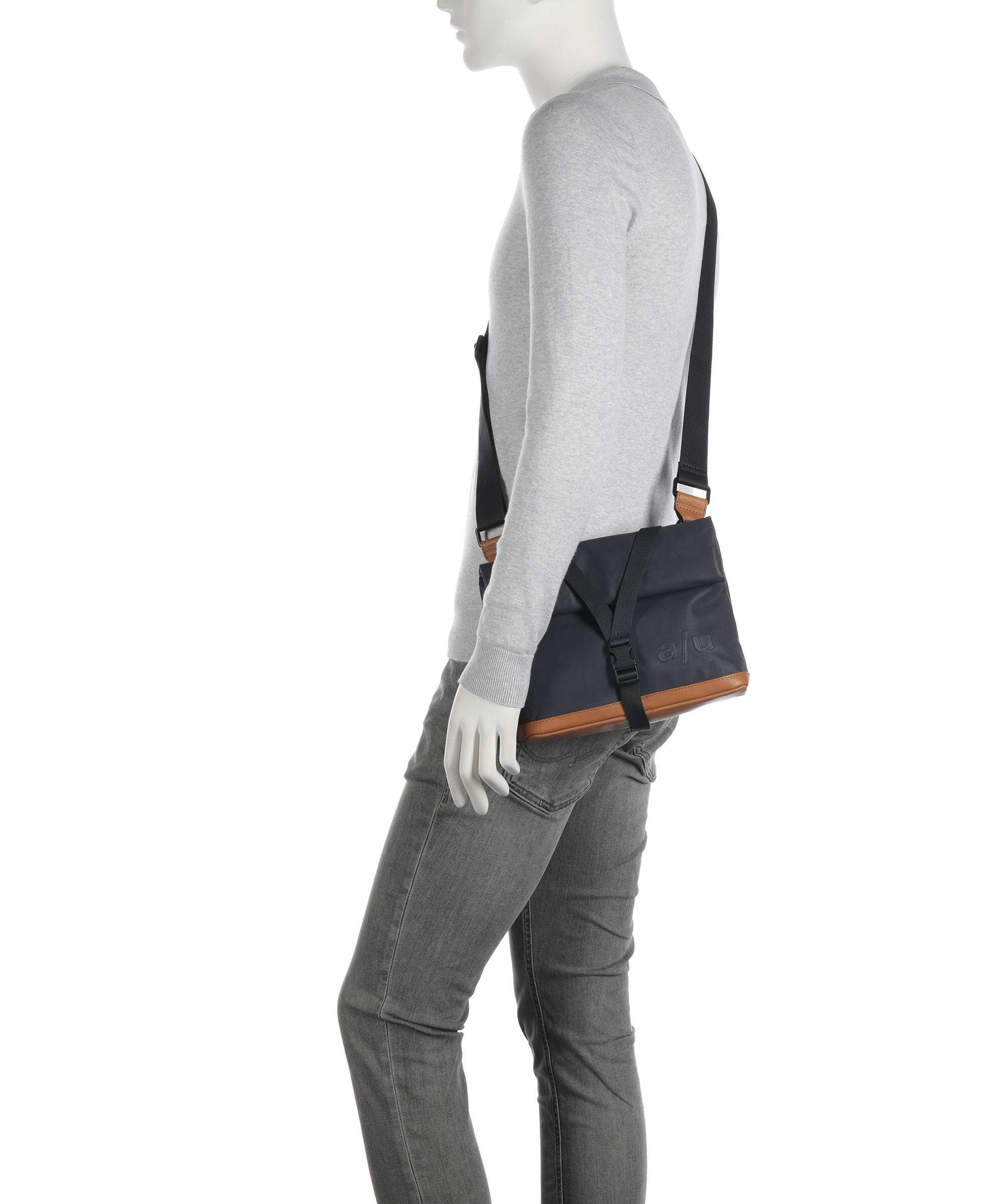 Aunts & Uncles Japan Yao Crossbody bag night blue