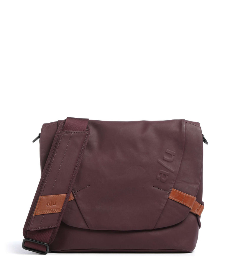 Aunts & Uncles Japan Sendai Messenger bag cherry laquer