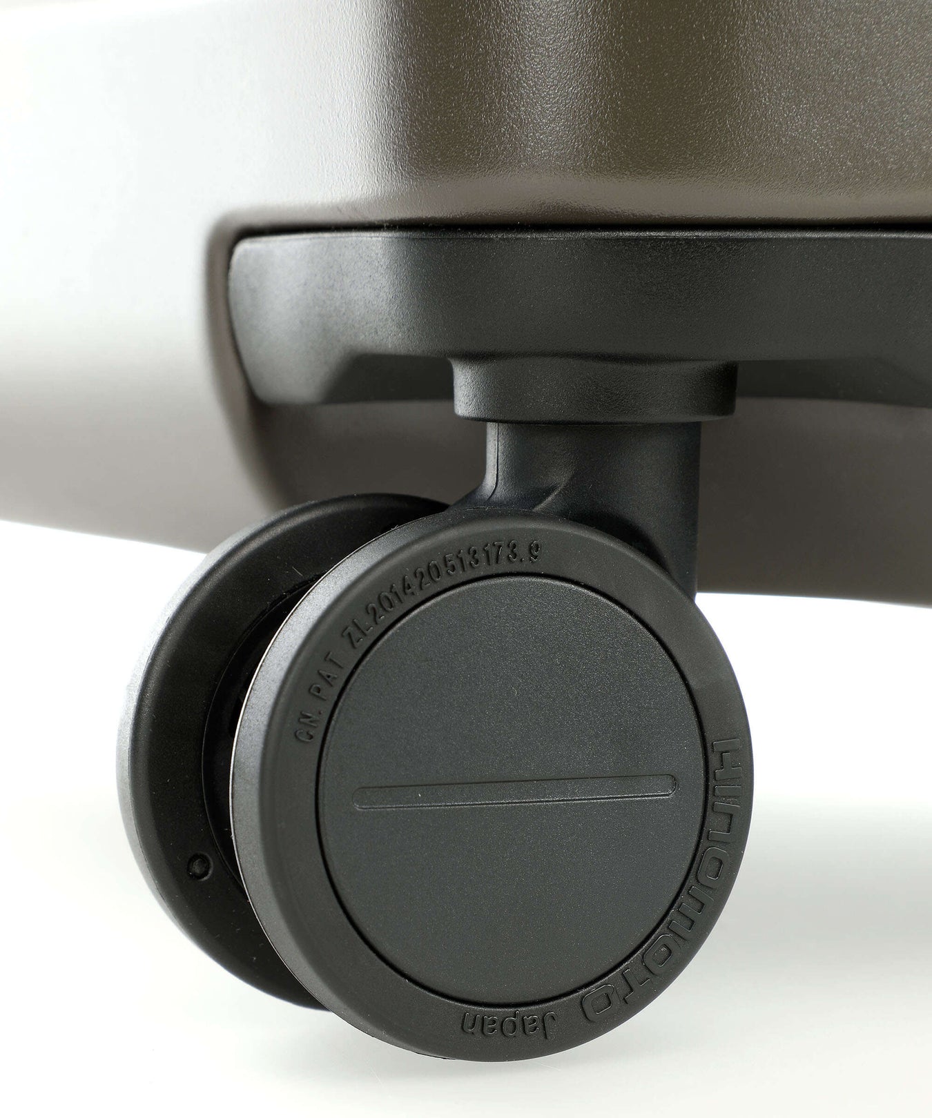 Horizn Studios H7 Essential Spinner (4 wheels) dark olive