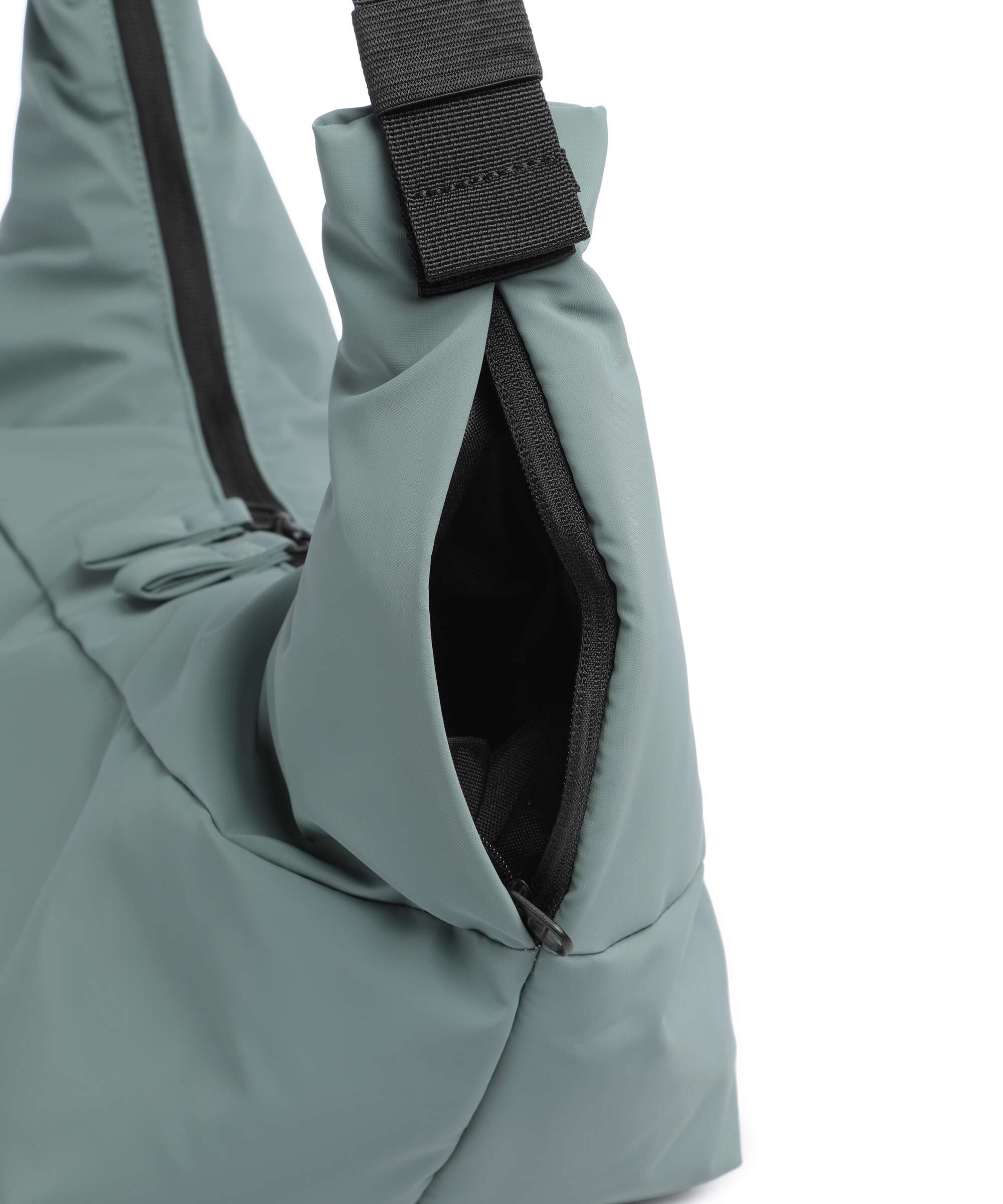 Ucon Acrobatics Moss Shota Medium Hobo bag pine green