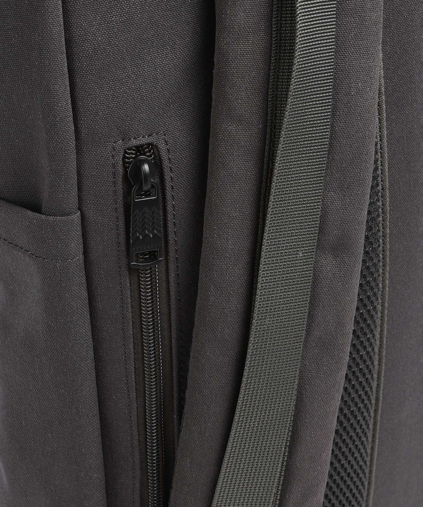 Doughnut Mediative Macaroon Large Backpack ground/sand