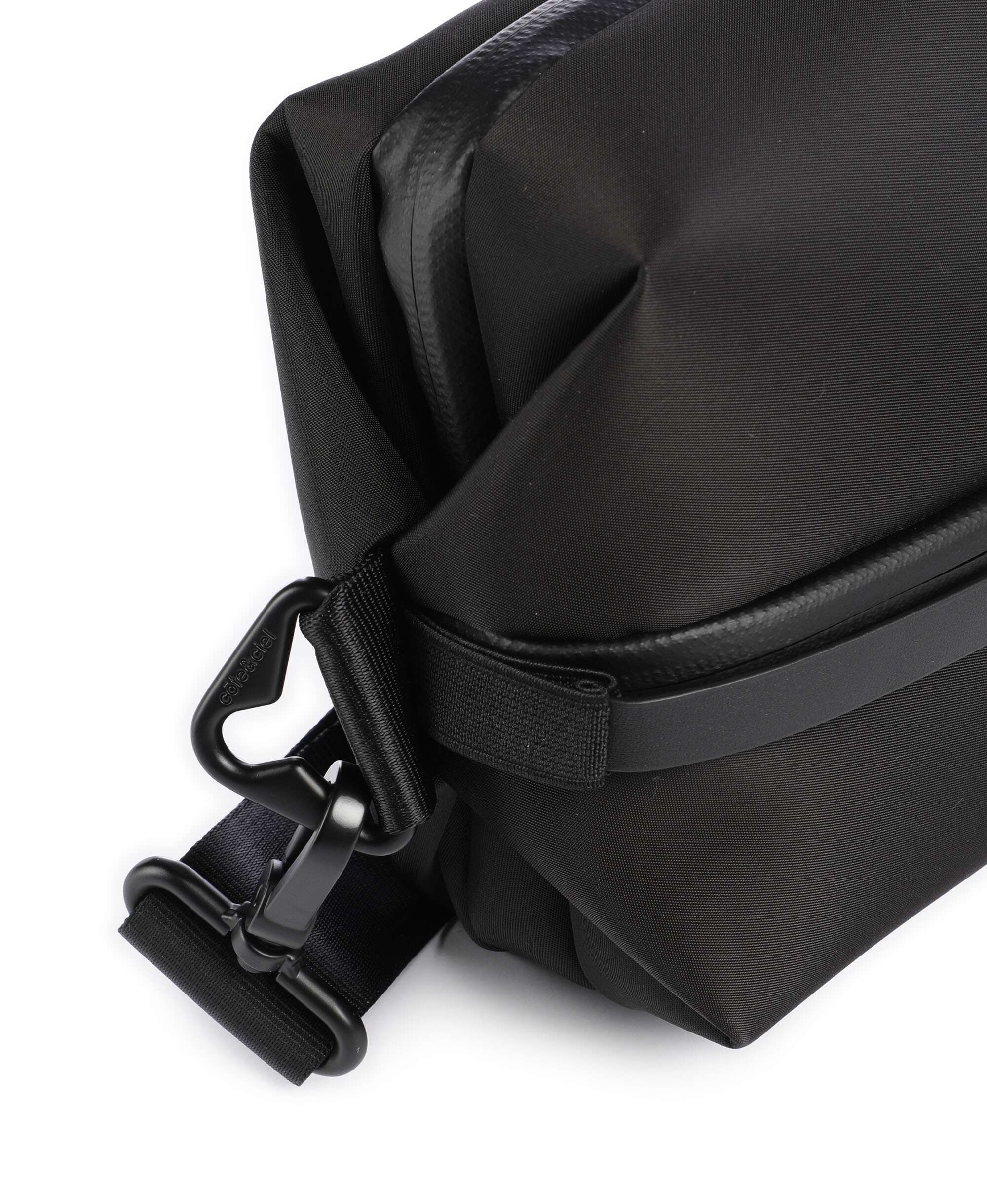 Côte&Ciel Ens Crossbody bag black