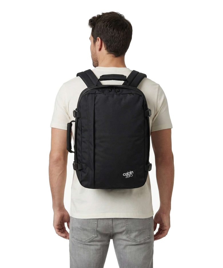 Cabin Zero Classic 36 Travel backpack absolute black
