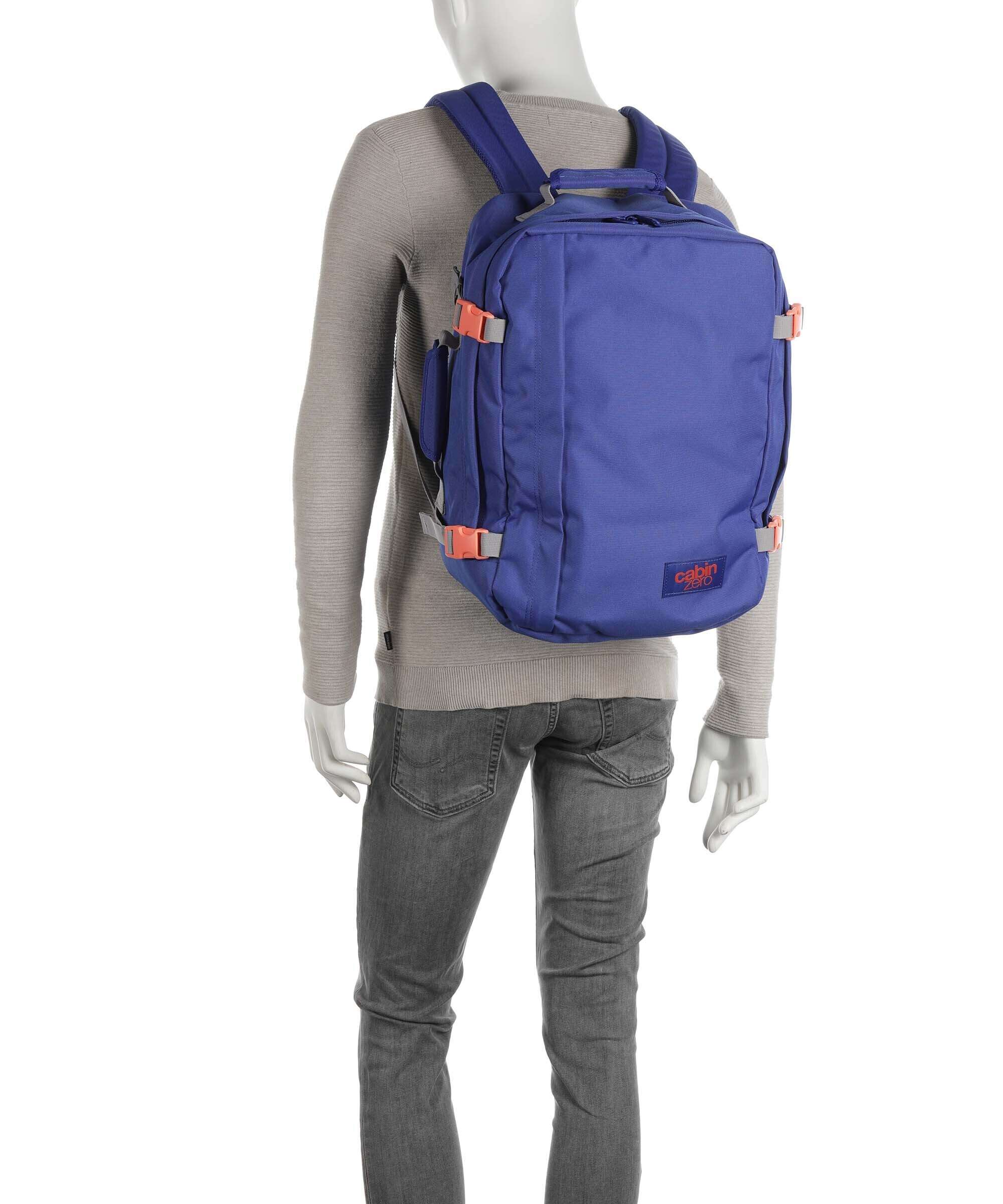 Cabin Zero Classic 36L Travel backpack sangria red 