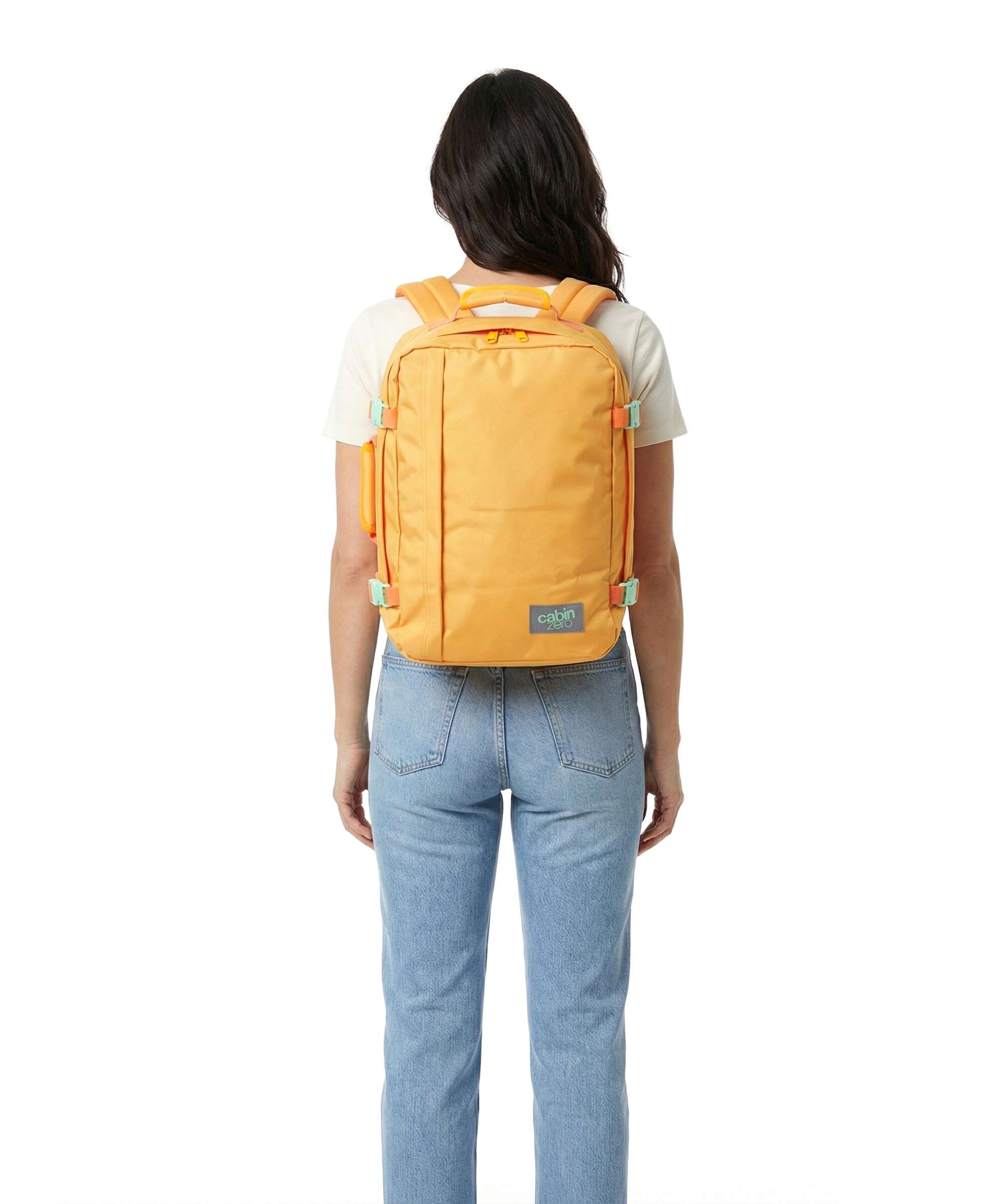 Cabin Zero Classic 36 Travel backpack honeycomb