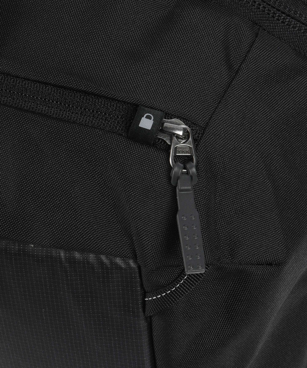 Gregory Border 40 Travel backpack total black