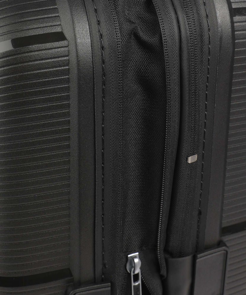 American Tourister Starvibe Spinner (4 wheels) black