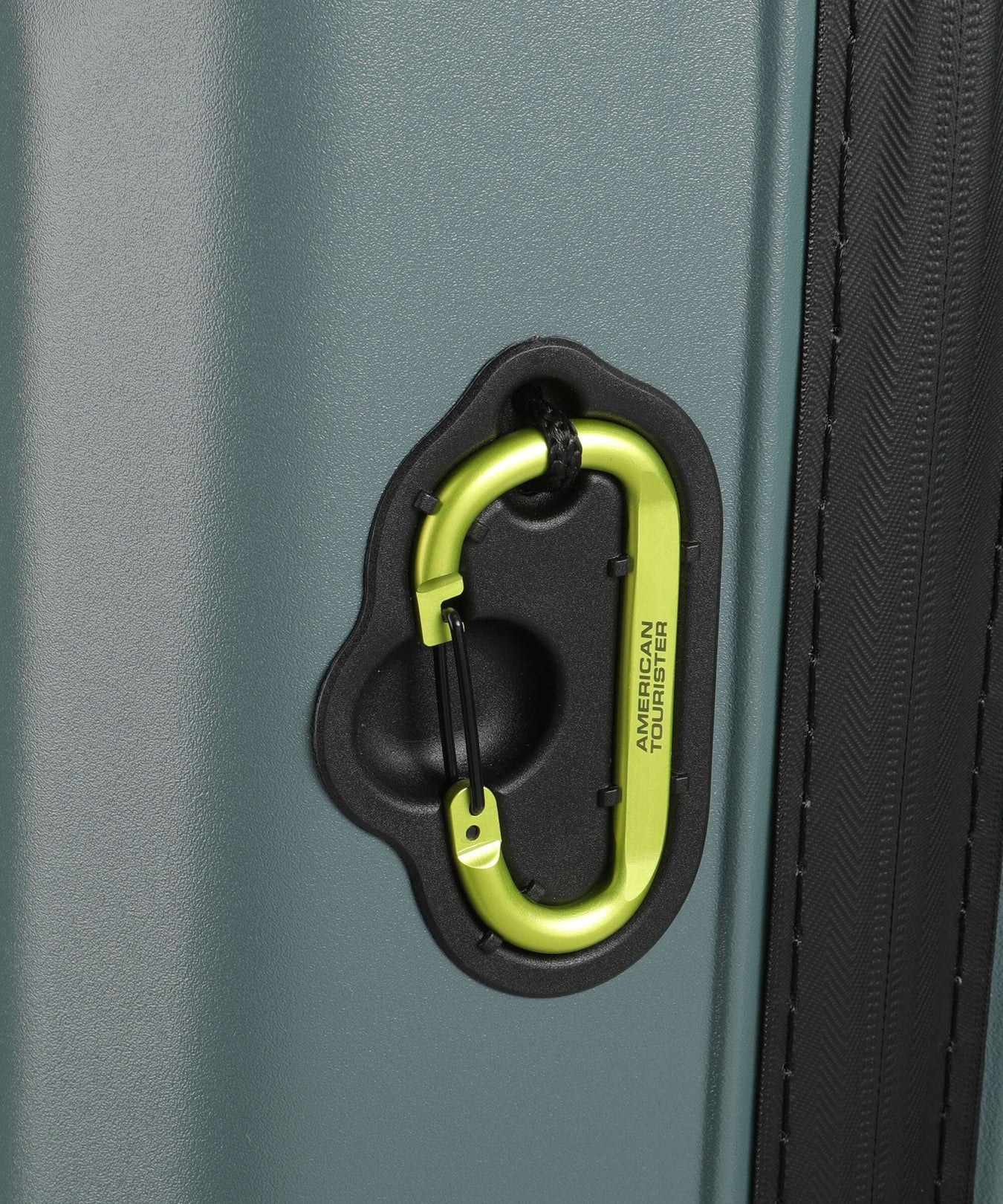 American Tourister Trailon Spinner (4 wheels) dark forest