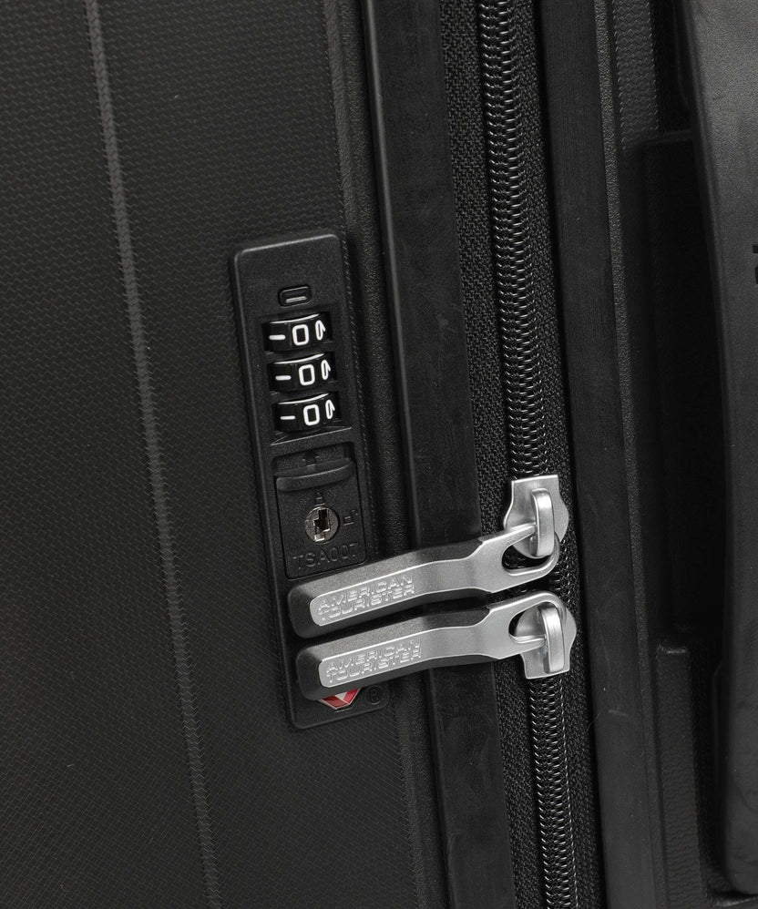 American Tourister Rejoy Spinner (4 wheels) true black