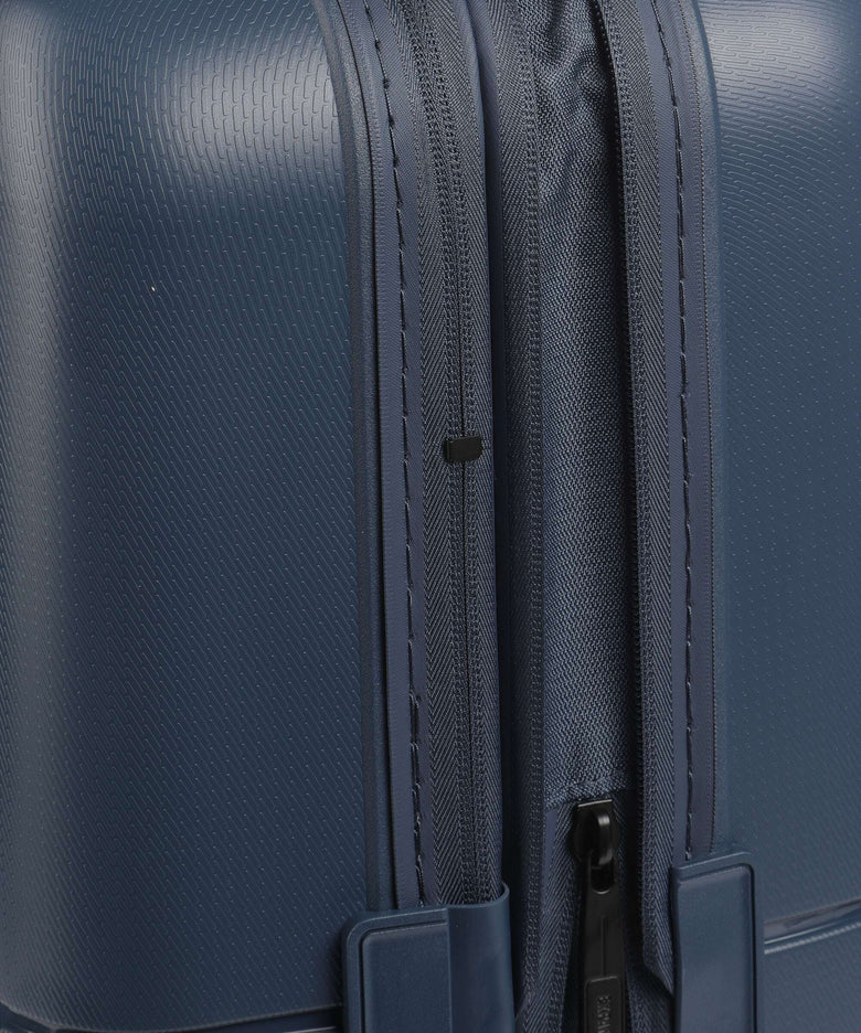 American Tourister Dashpop Disney Spinner (4 wheels) captian america shield