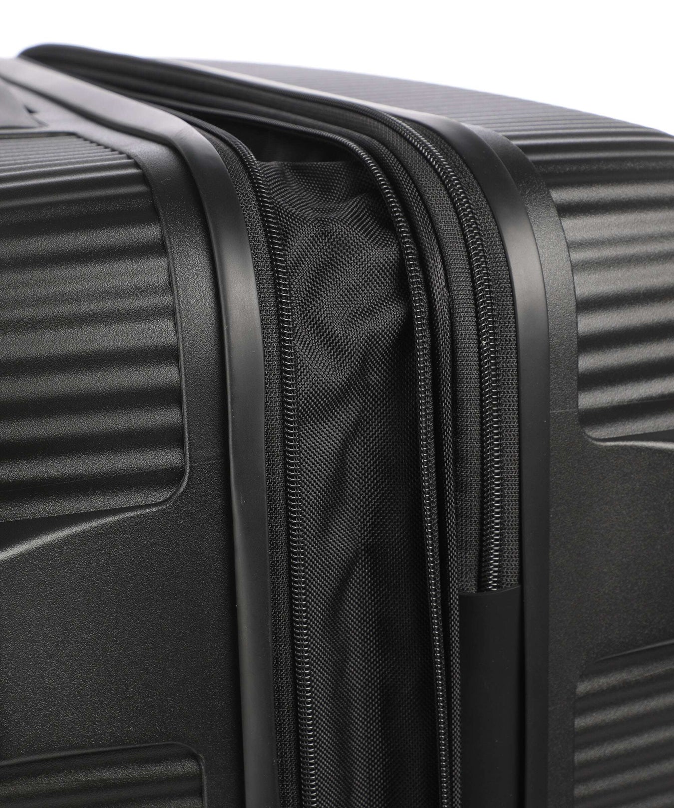 American Tourister Soundbox Spinner (4 wheels) bass black