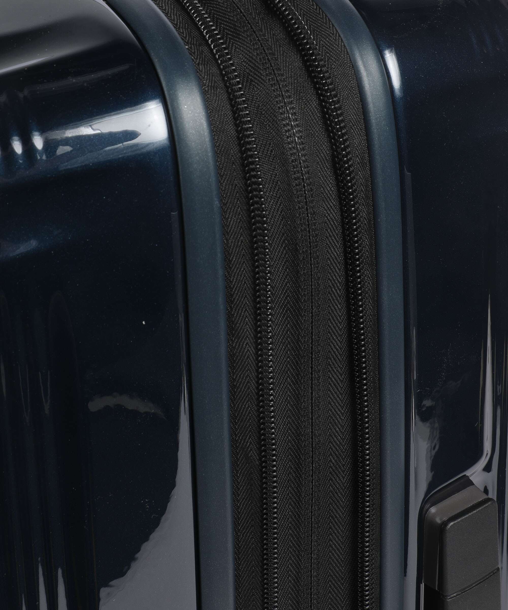 Samsonite Nuon Spinner (4 wheels) metallic dark blue