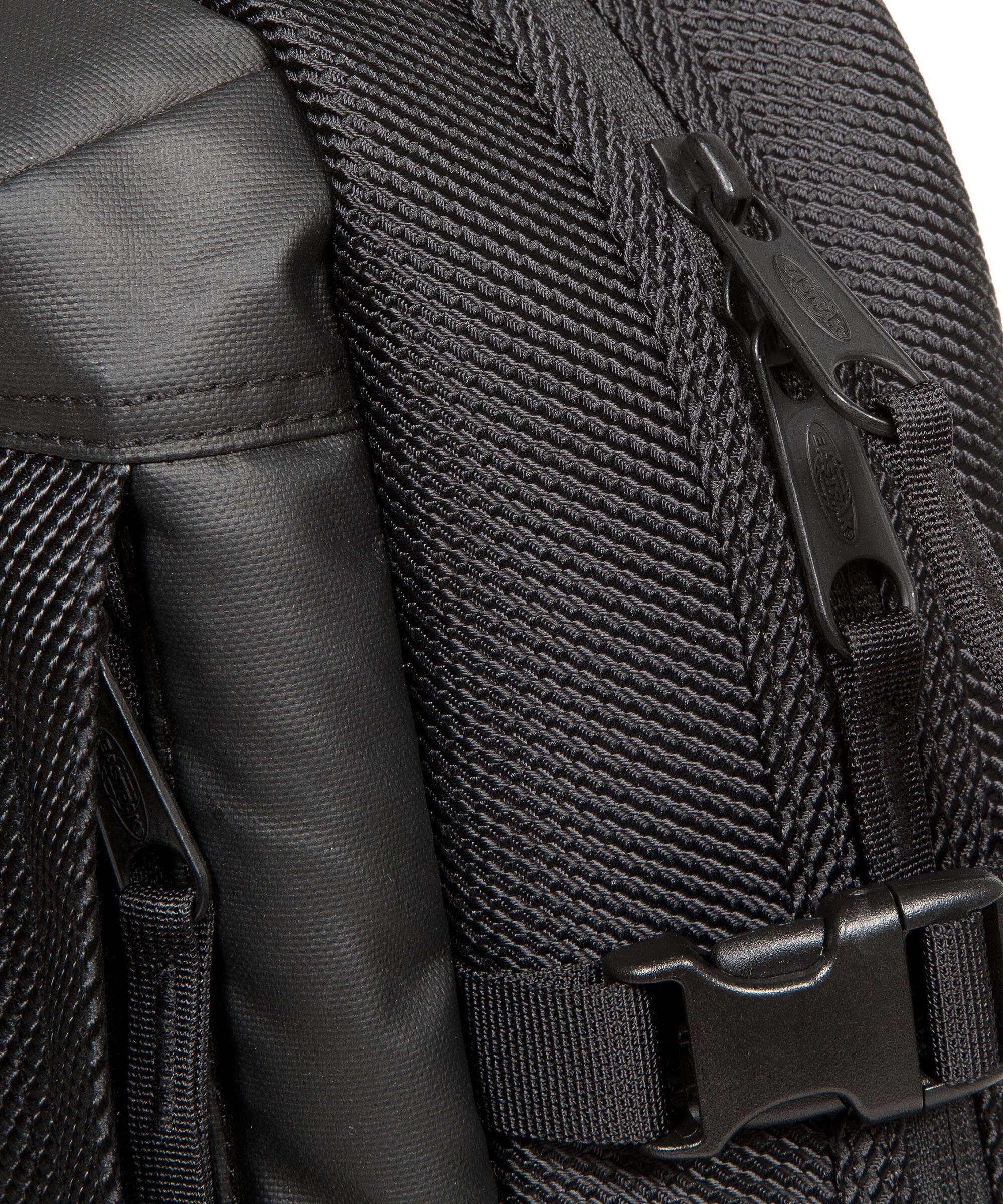 Eastpak Tecum M Backpack cnnct coast