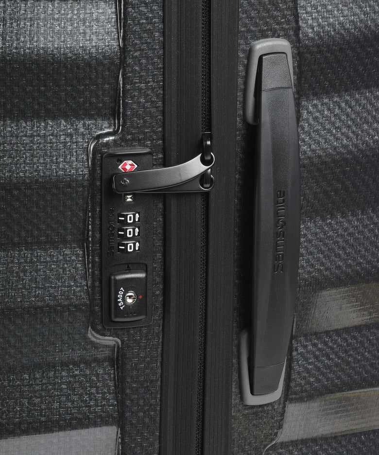 Samsonite Lite-Shock Spinner (4 wheels) black