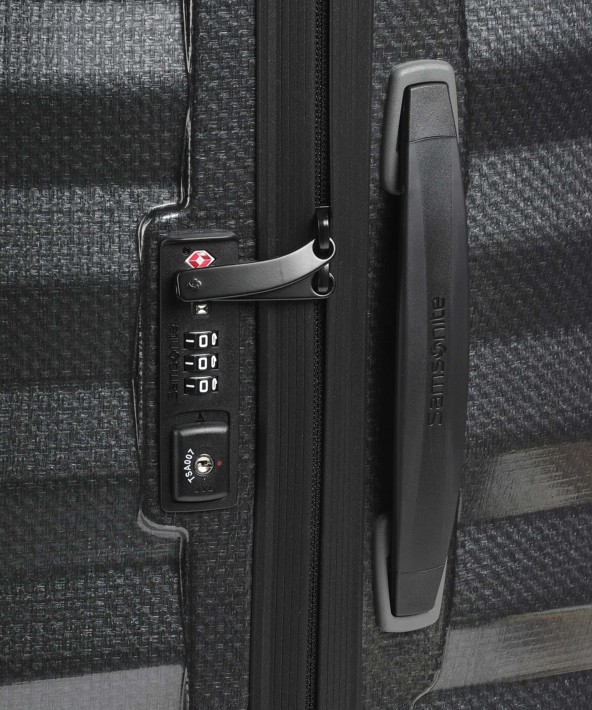 Samsonite Lite Shock Spinner (4 wheels) black