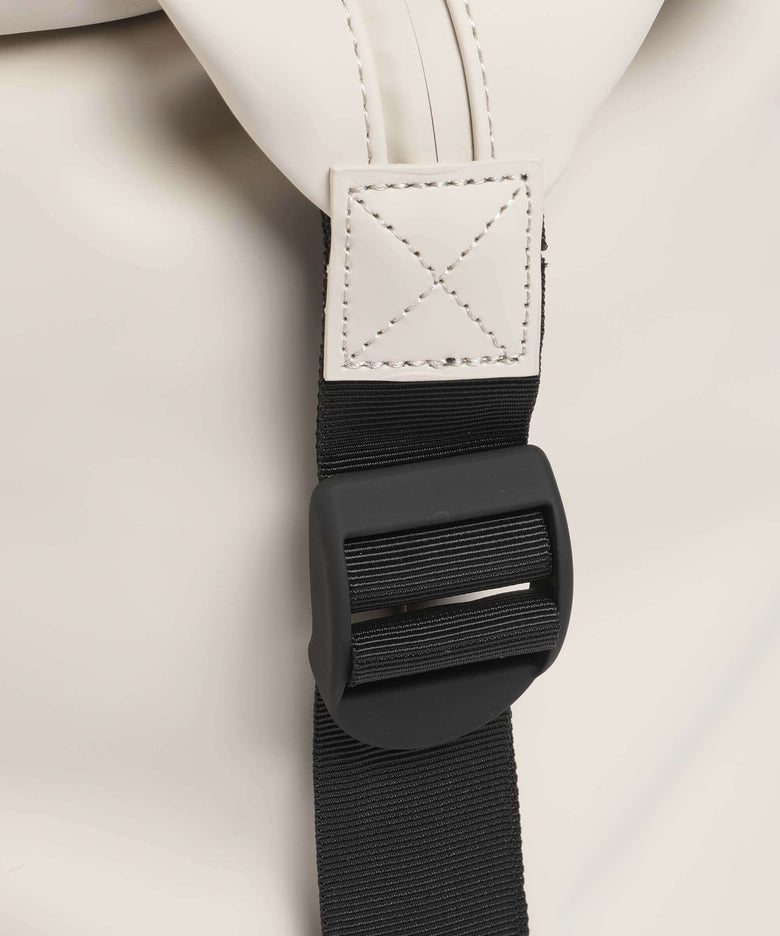 Rains Hilo Weekend bag dune