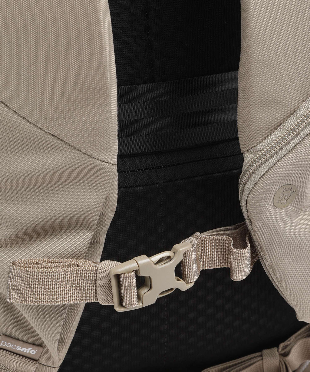 Pacsafe V 20 Backpack beige