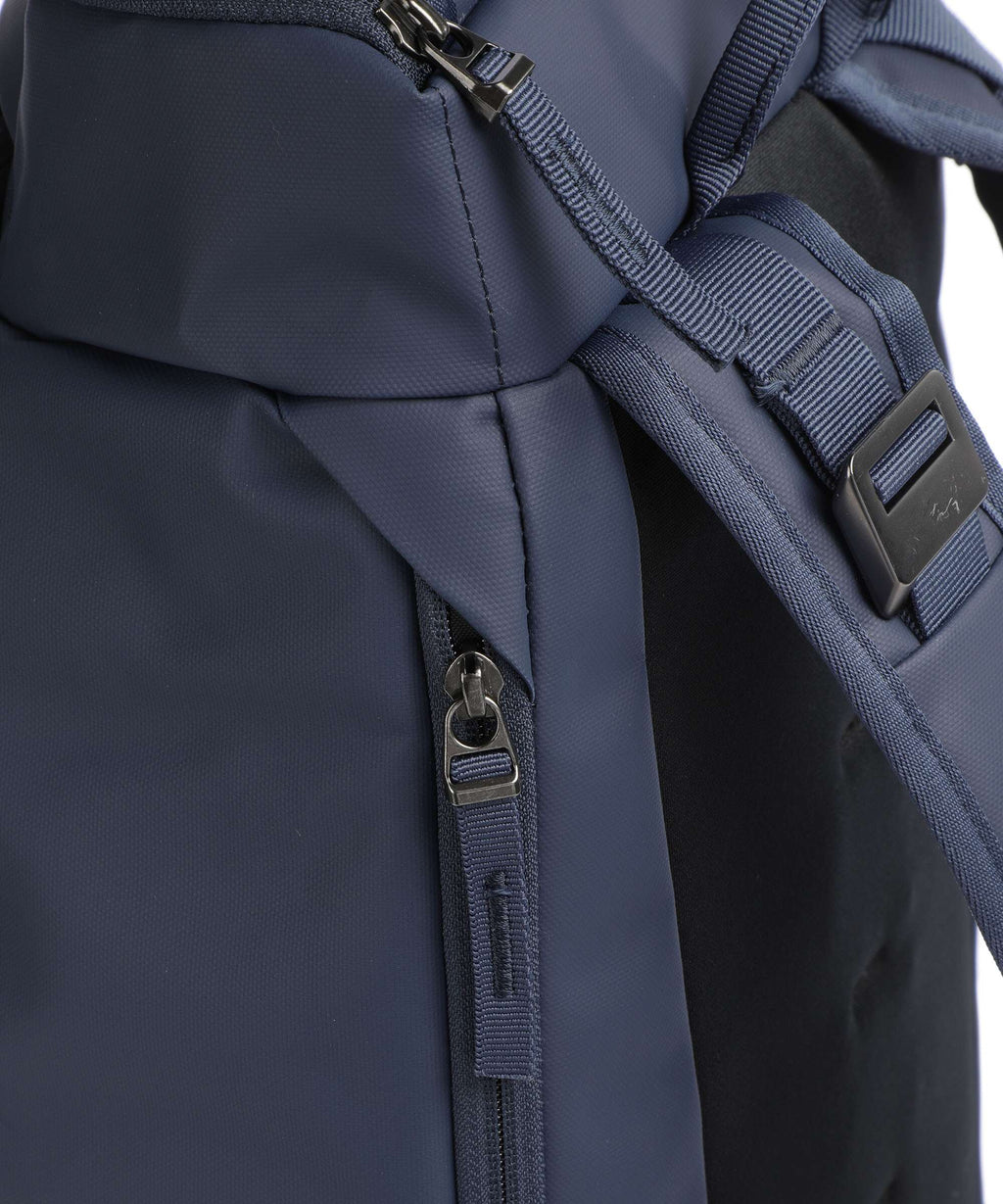 Db Hugger 25 Backpack blue hour