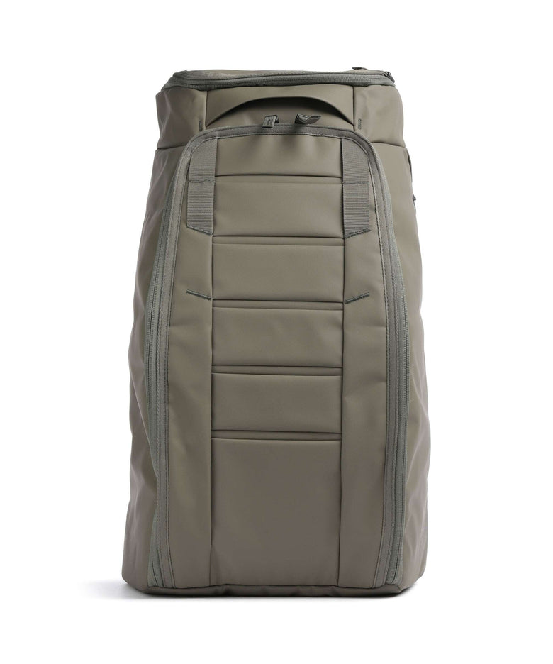 Db Hugger 25 Backpack moss green