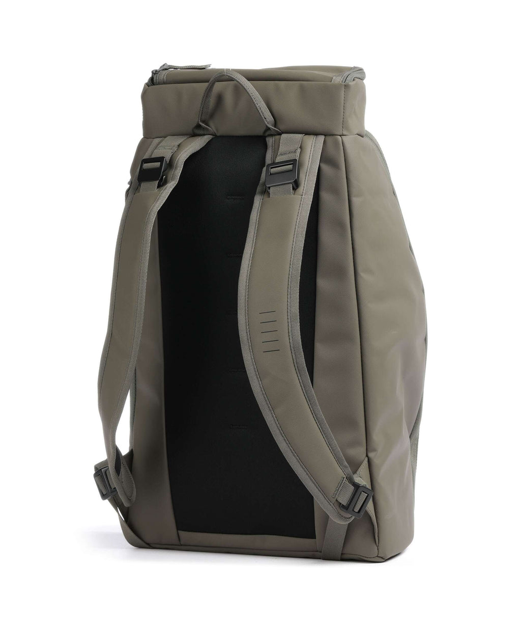 Db Hugger 25 Backpack moss green