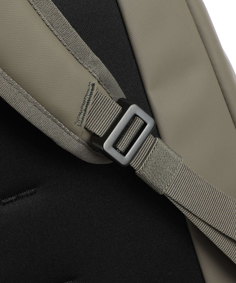 Db Hugger 25 Backpack moss green